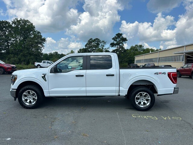2023 Ford F-150 XLT photo 2