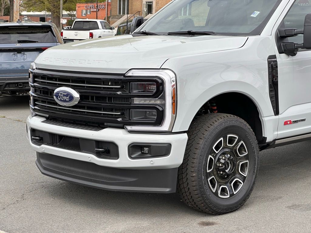 2026 Ford F-250 Super Duty Platinum - Photo 41