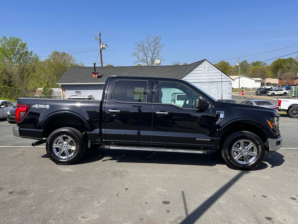 2024 Ford F-150 XLT - Photo 12