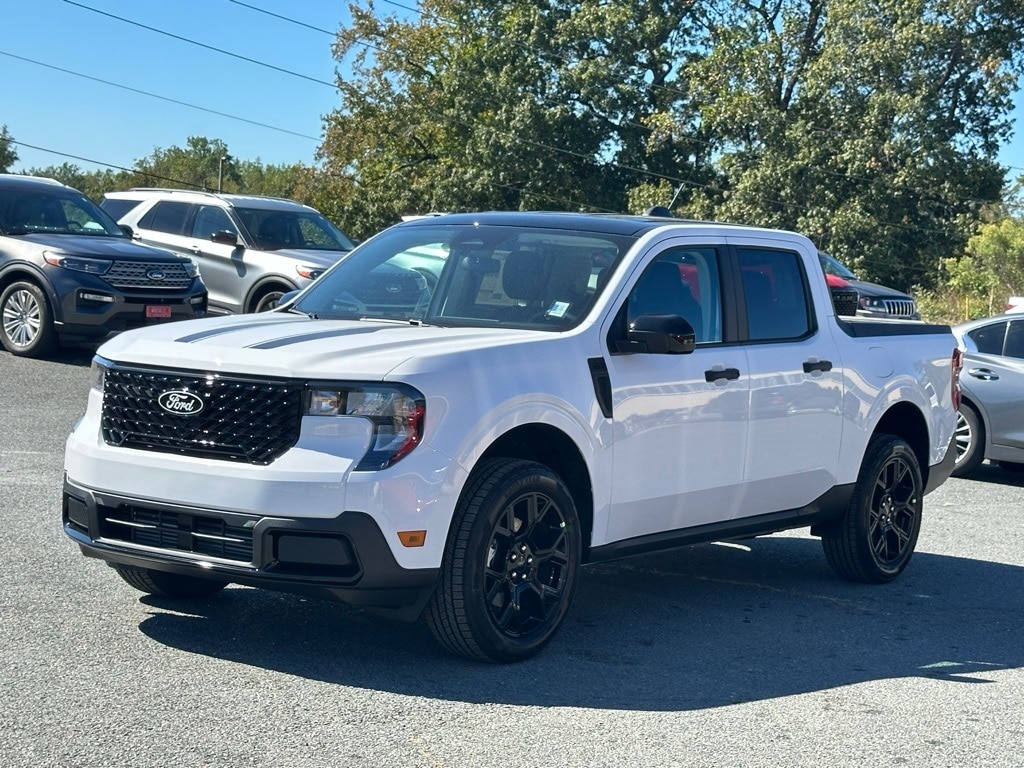 New 2025 Ford Maverick XLT Truck
