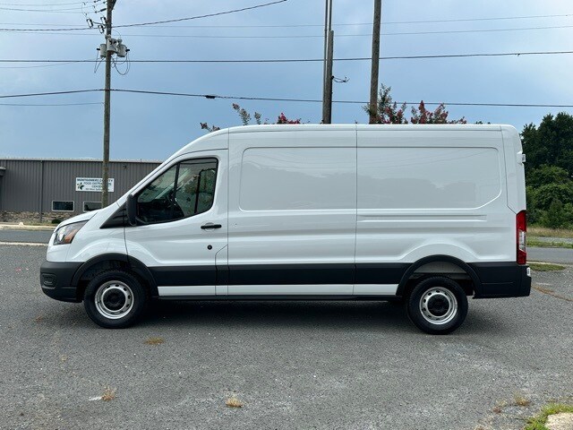 2025 Ford Transit photo 2