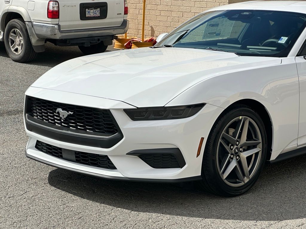 2025 Ford Mustang EcoBoost Fastback - Photo 27