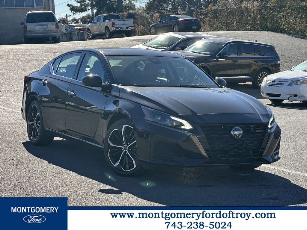2024 Nissan Altima SR