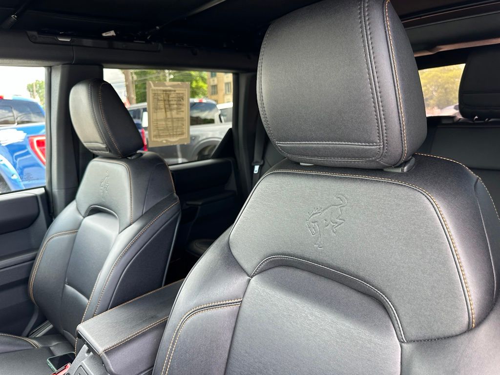 2024 Ford Bronco 4-Door Badlands - Photo 13