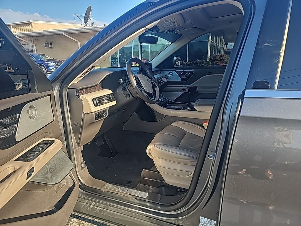 Used 2023 Lincoln Aviator Reserve SUV