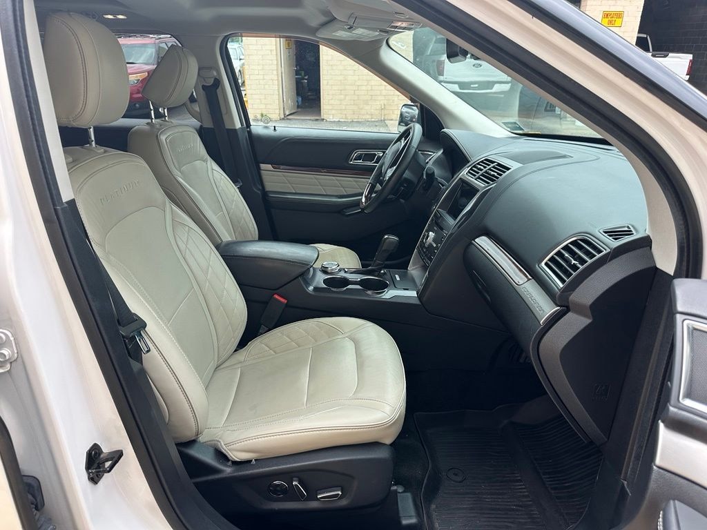 Used 2018 Ford Explorer Platinum SUV