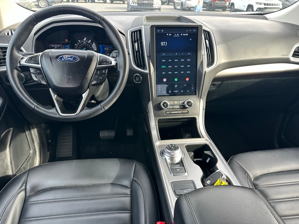 Used 2024 Ford Edge SEL SUV