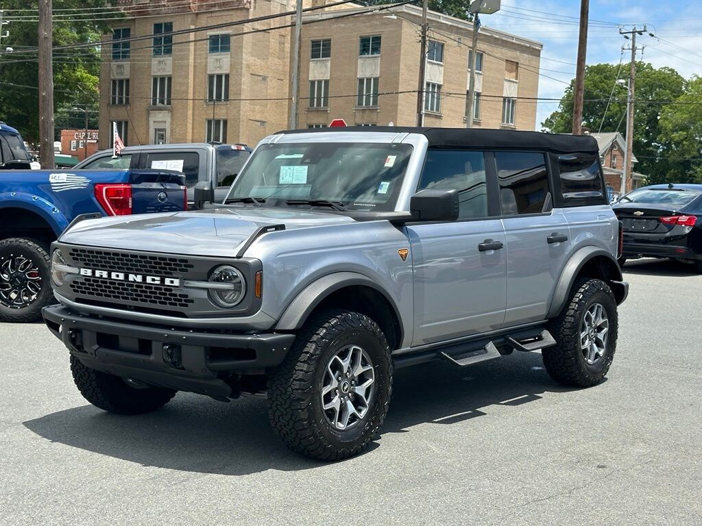 Used 2024 Ford Bronco Badlands SUV