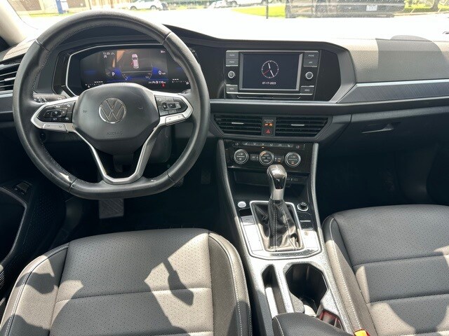 2024 Volkswagen Jetta 1.5T SE photo 4