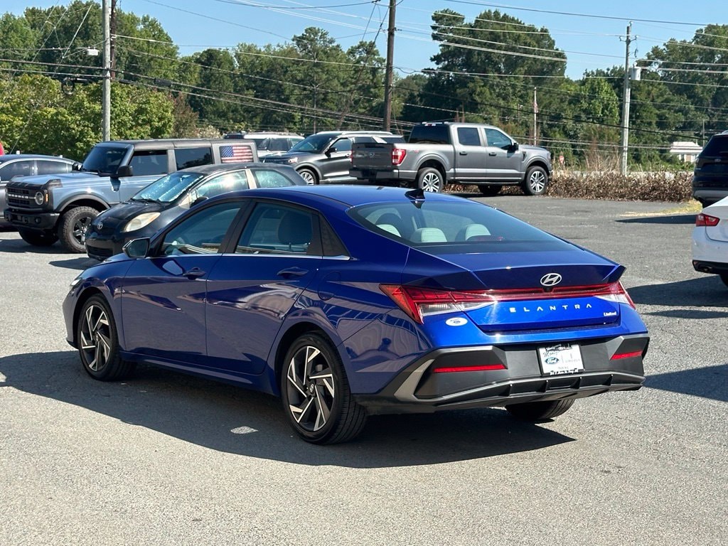 Used 2025 Hyundai Elantra Limited Sedan