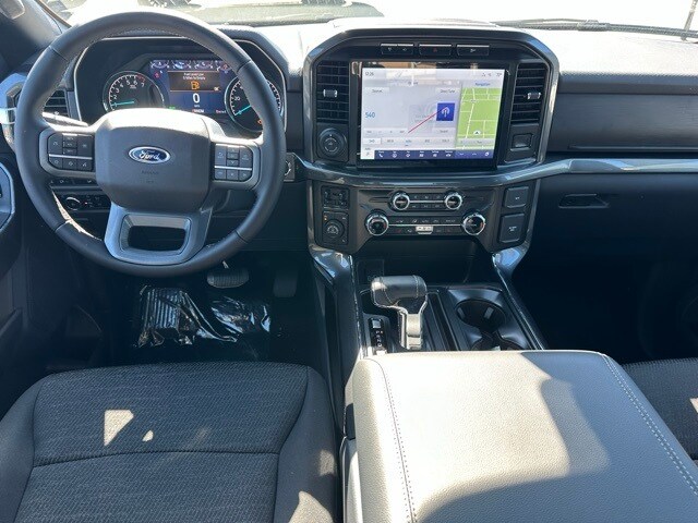 2023 Ford F-150 XLT photo 4