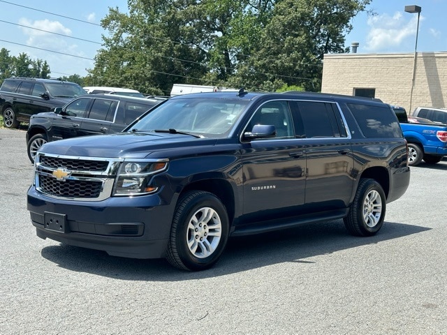 Used 2019 Chevrolet Suburban LT with VIN 1GNSKHKC9KR332162 for sale in Troy, NC