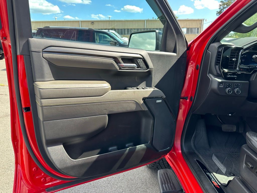 2023 Chevrolet Silverado 1500 ZR2 - Photo 14