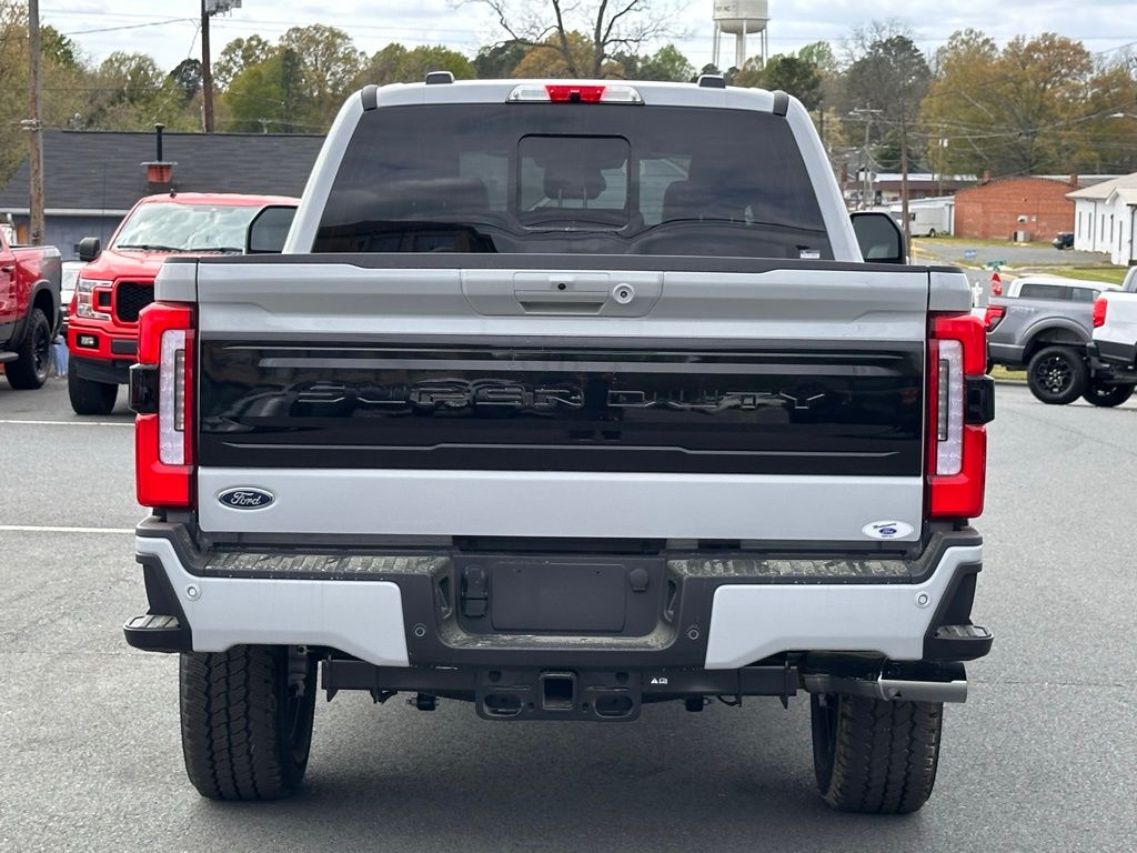 2026 Ford F-250 Super Duty Platinum - Photo 10