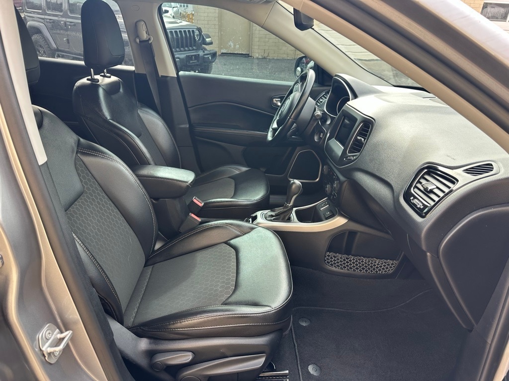 Used 2020 Jeep Compass Latitude SUV