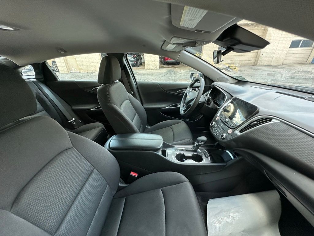 Used 2024 Chevrolet Malibu