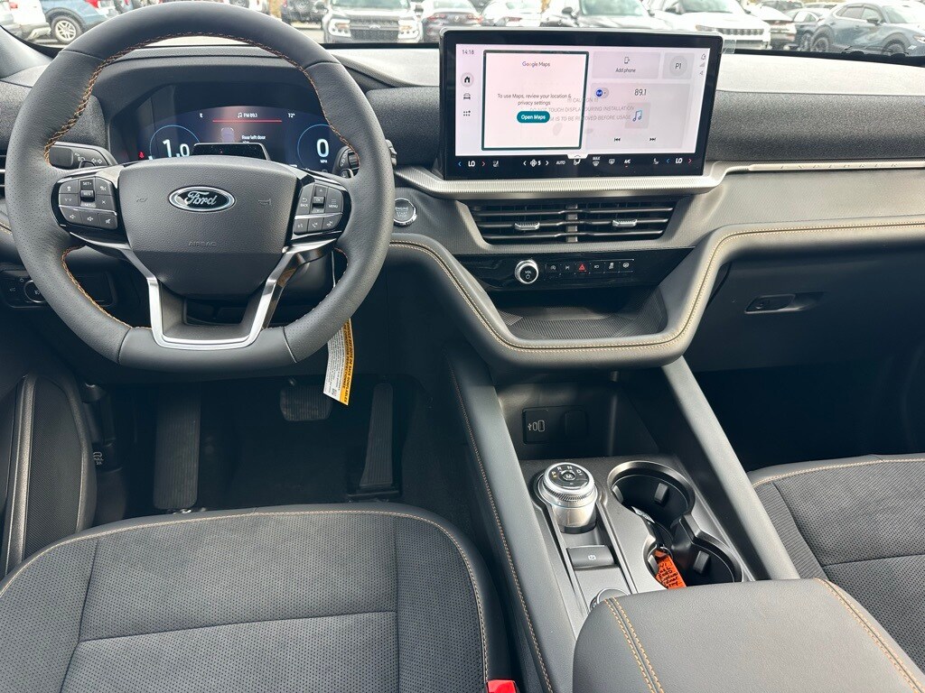 2026 Ford Explorer photo 4