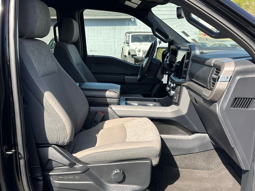2024 Ford F-150 XLT - Photo 19