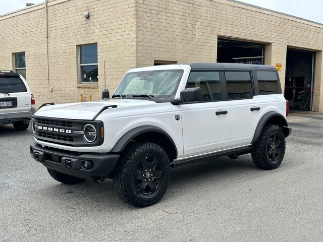 2025 Ford Bronco Big Bend photo 2