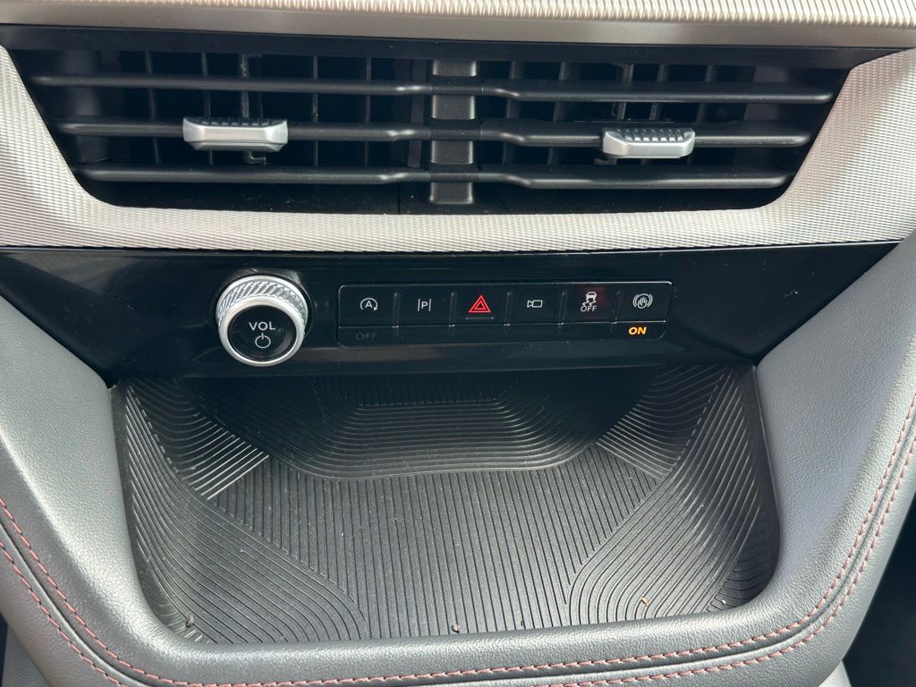 2025 Ford Explorer Active - Photo 30
