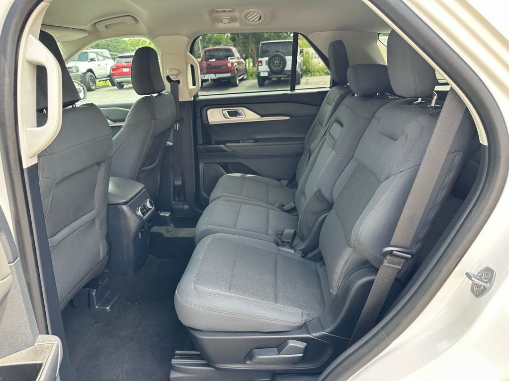 2025 Ford Explorer Active - Photo 24