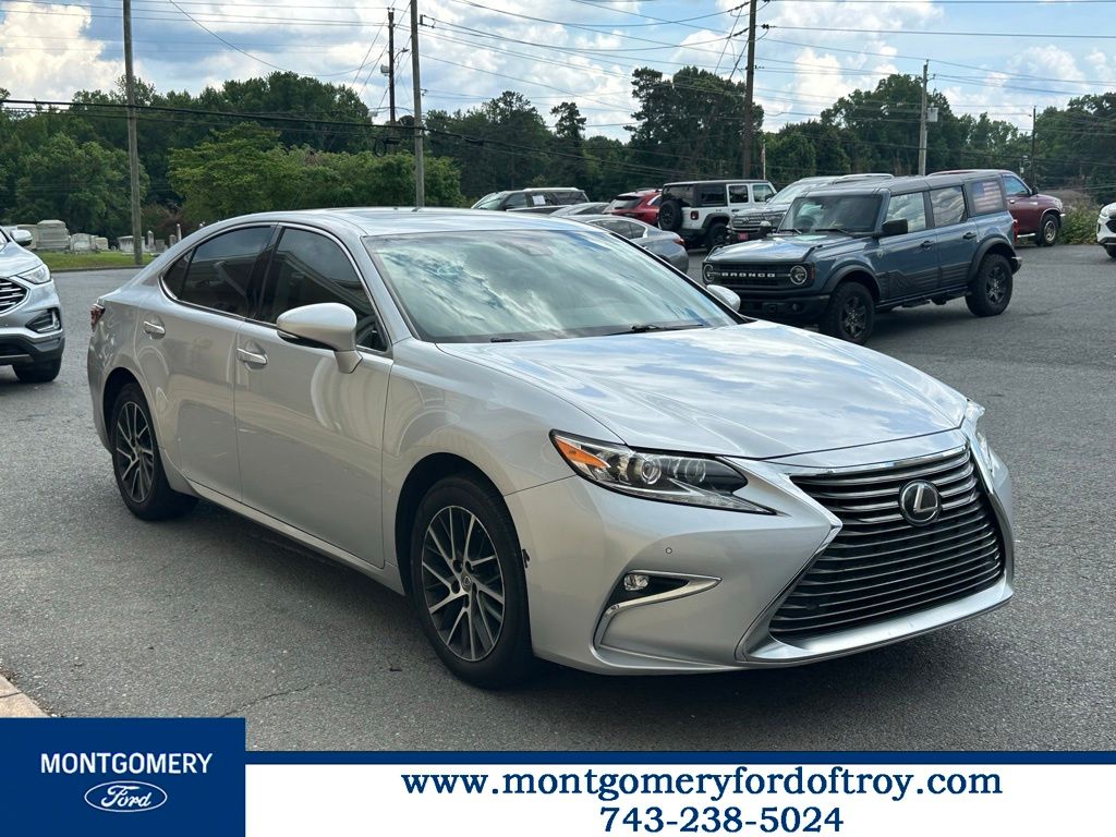 2017 Lexus ES 350 350's photo