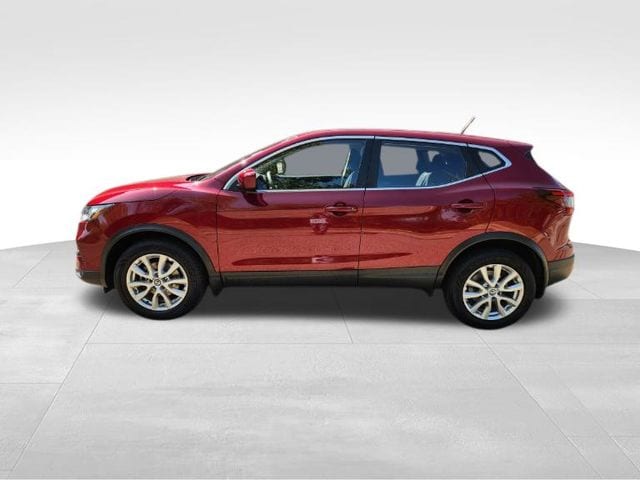 Used 2021 Nissan Rogue Sport S with VIN JN1BJ1AW7MW444139 for sale in Akron, OH