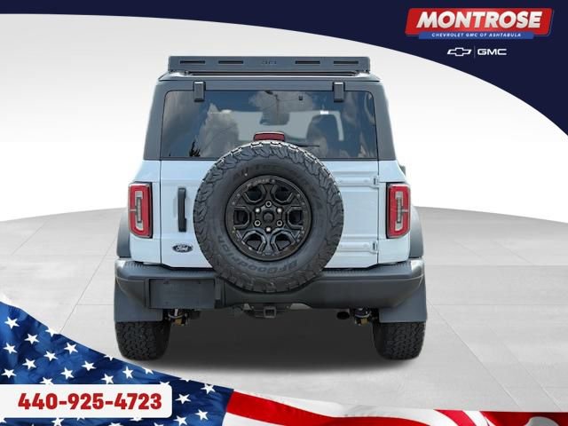 2023 Ford Bronco Base photo 3