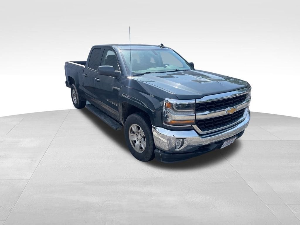Used 2017 Chevrolet Silverado 1500 LT with VIN 1GCVKREC1HZ373658 for sale in Ashtabula, OH