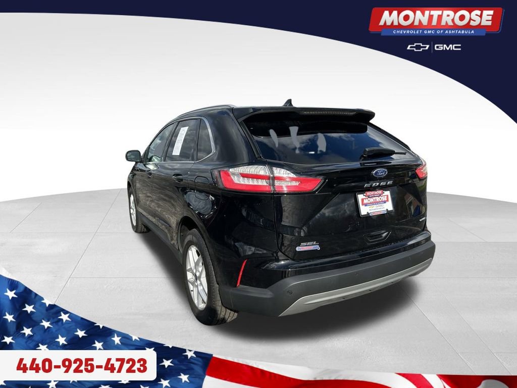 2022 Ford Edge SEL photo 3