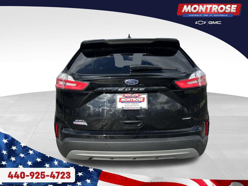2022 Ford Edge SEL photo 4