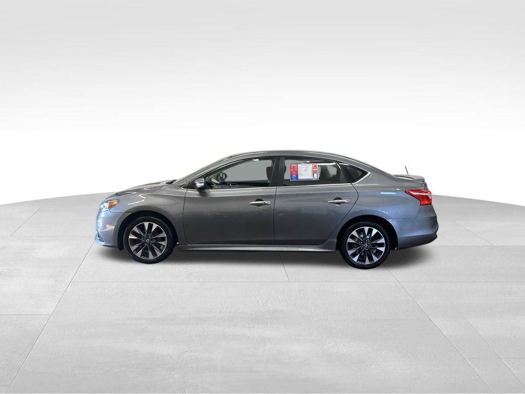 2019 Nissan Sentra SR photo 2