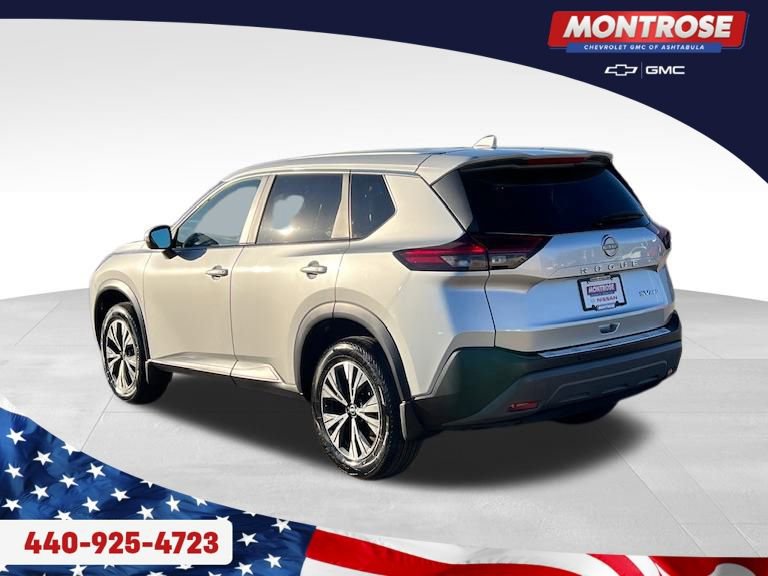 2023 Nissan Rogue SV photo 3