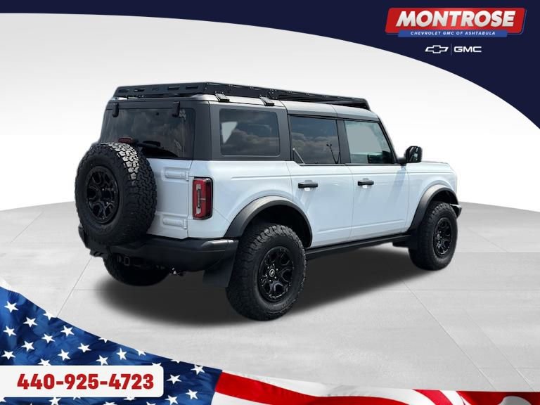 2023 Ford Bronco Base photo 2