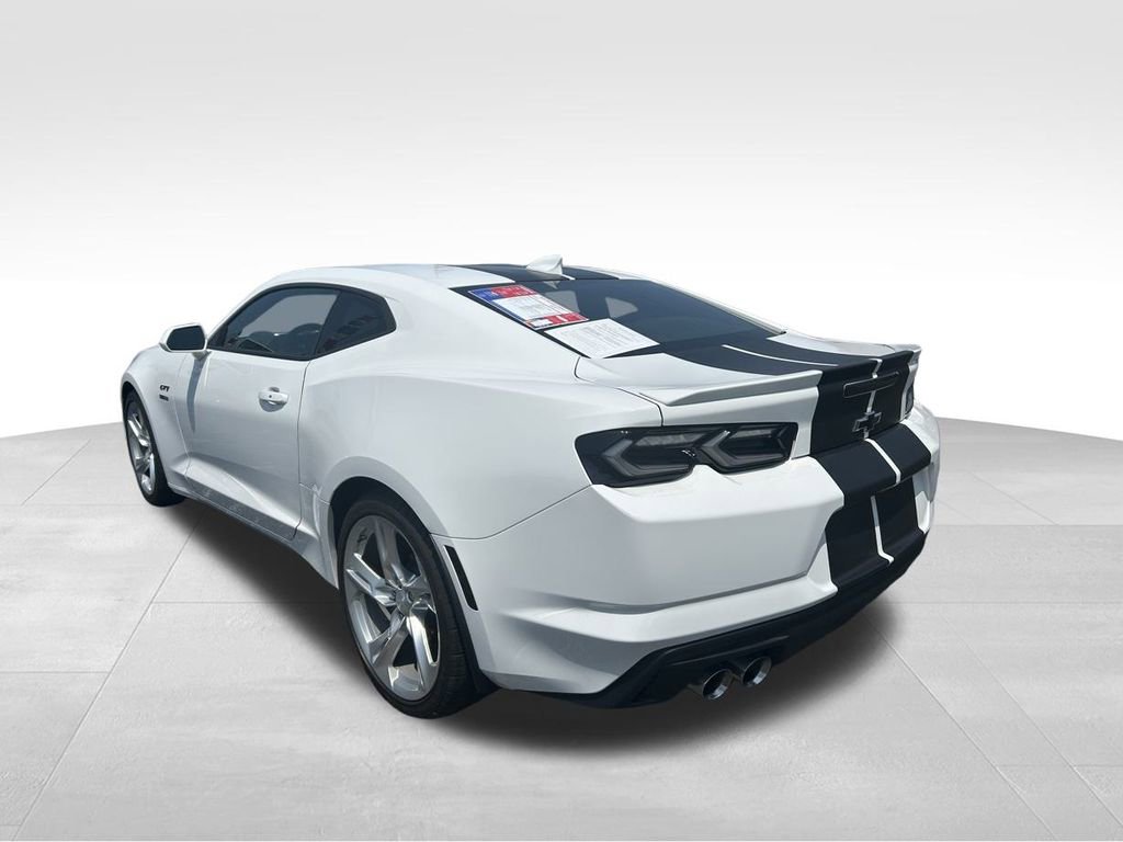 2020 Chevrolet Camaro LT1 photo 3