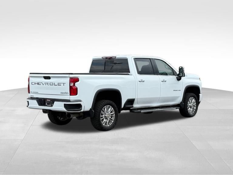2023 Chevrolet Silverado 3500HD High Country photo 3