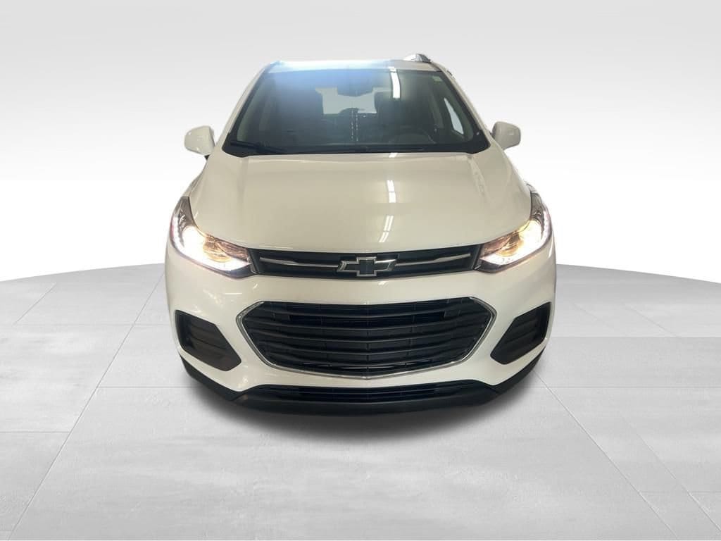 Used 2022 Chevrolet Trax LT with VIN KL7CJPSM7NB522913 for sale in Ashtabula, OH