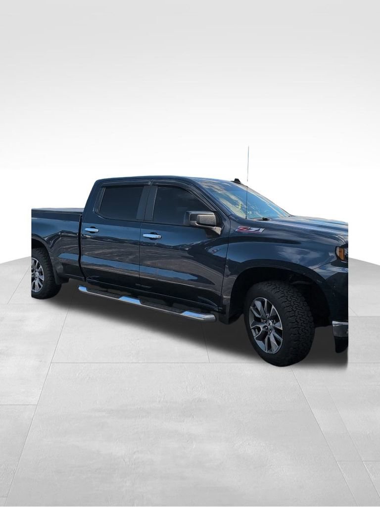 2021 Chevrolet Silverado 1500 RST photo 3