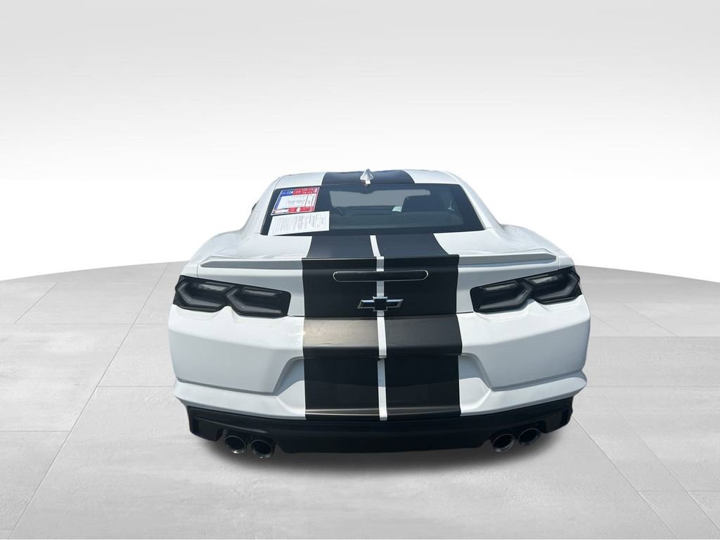 2020 Chevrolet Camaro LT1 photo 4