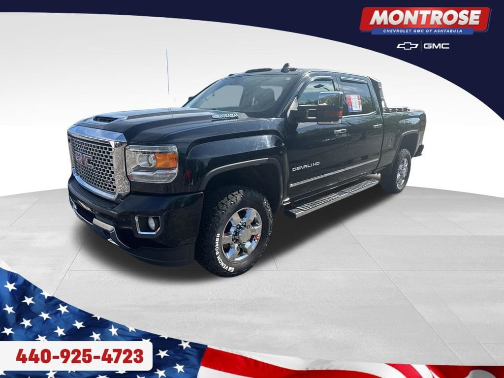 2017 GMC Sierra 4WD Crew Cab Standard Box Denali's photo