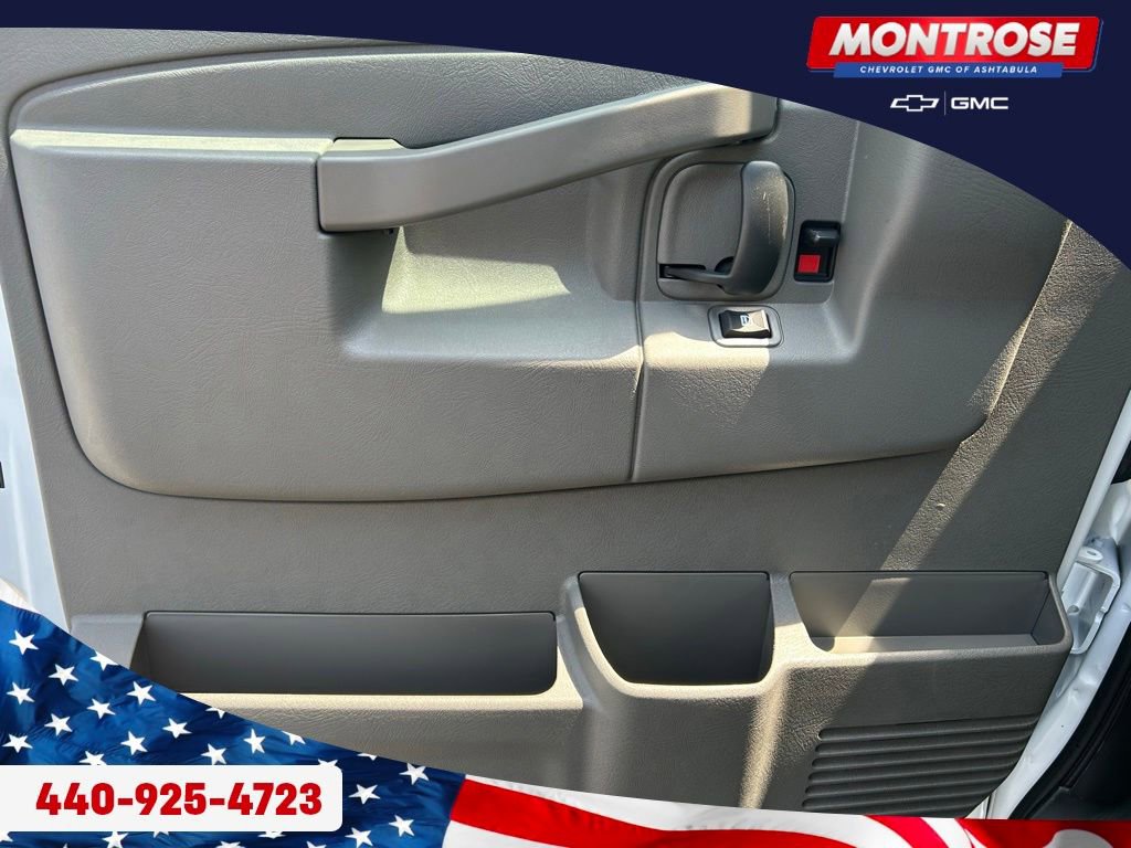 2026 GMC Savana Cargo Work Van - Photo 9