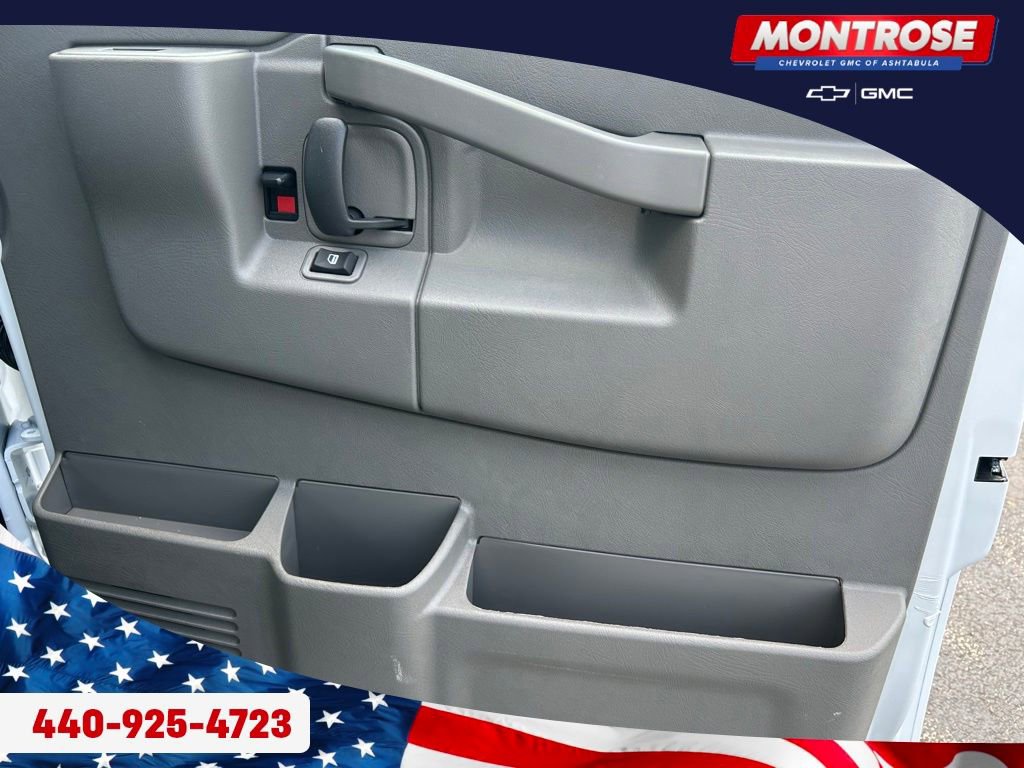 2026 GMC Savana Cargo Work Van - Photo 24