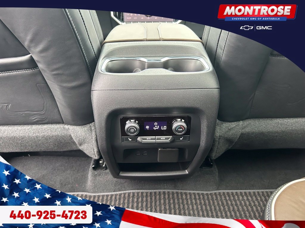 2027 GMC Acadia Denali Ultimate - Photo 22