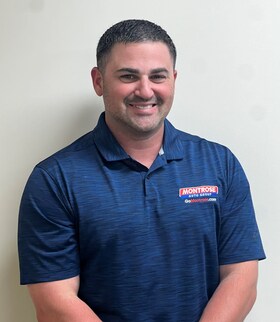 Staff member John Thompson from ID_380db7