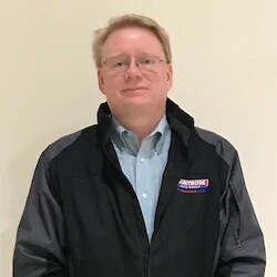 Staff member Chris Mills from ID_380db7