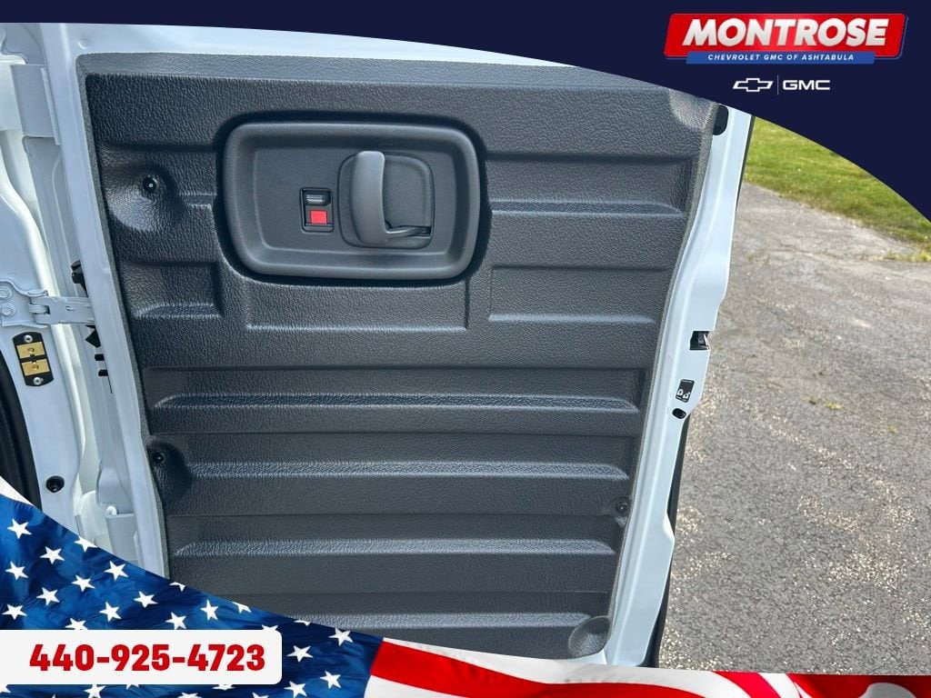 2026 GMC Savana Cargo Work Van - Photo 22