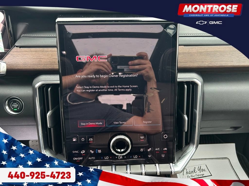 2027 GMC Acadia Denali Ultimate - Photo 17
