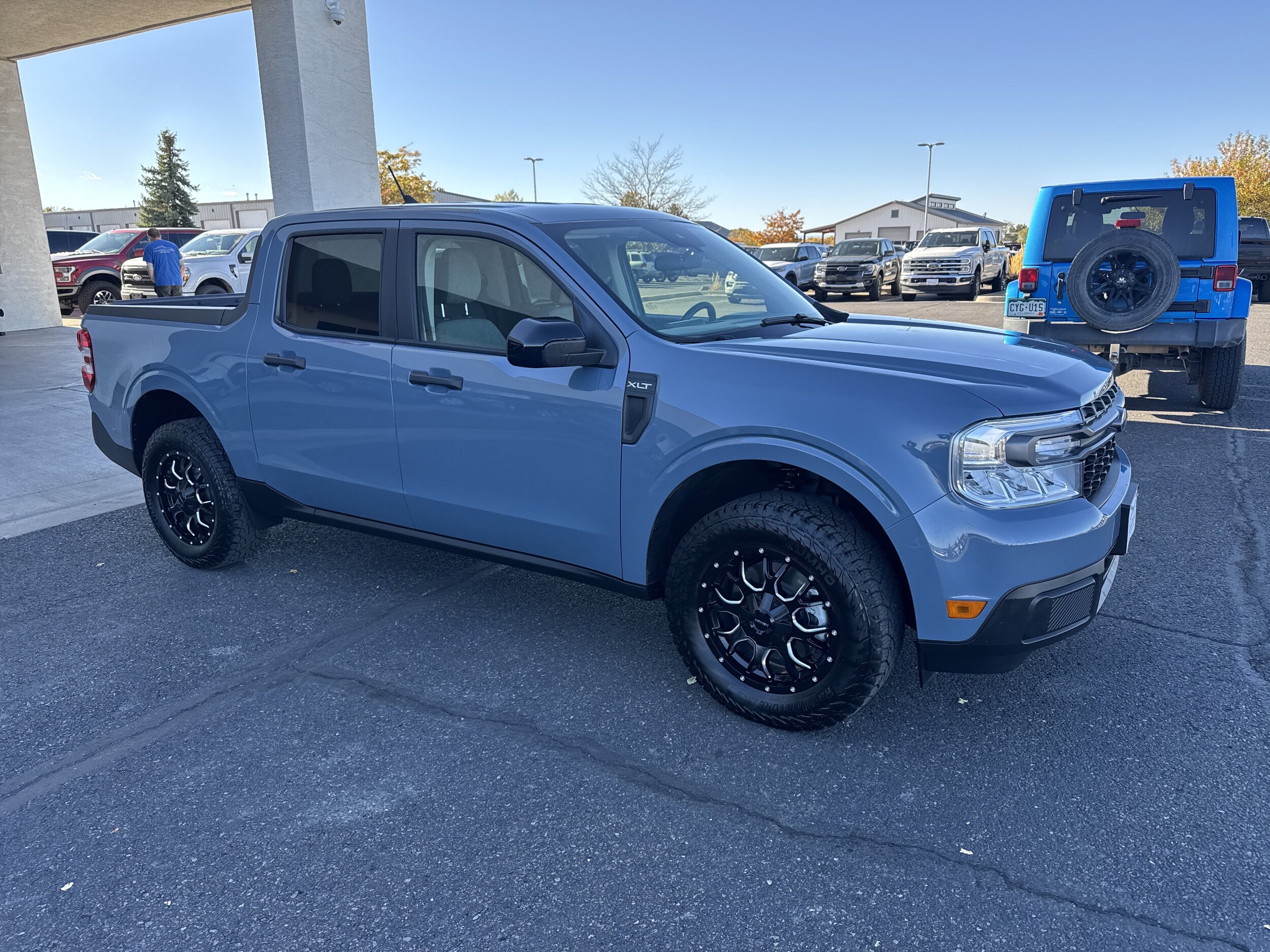 2024 Ford Maverick XLT photo 2