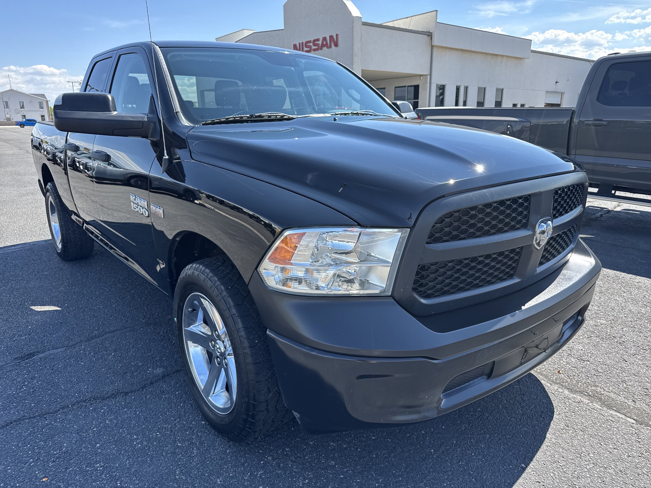 2015 Ram 1500 Tradesman Express photo 3