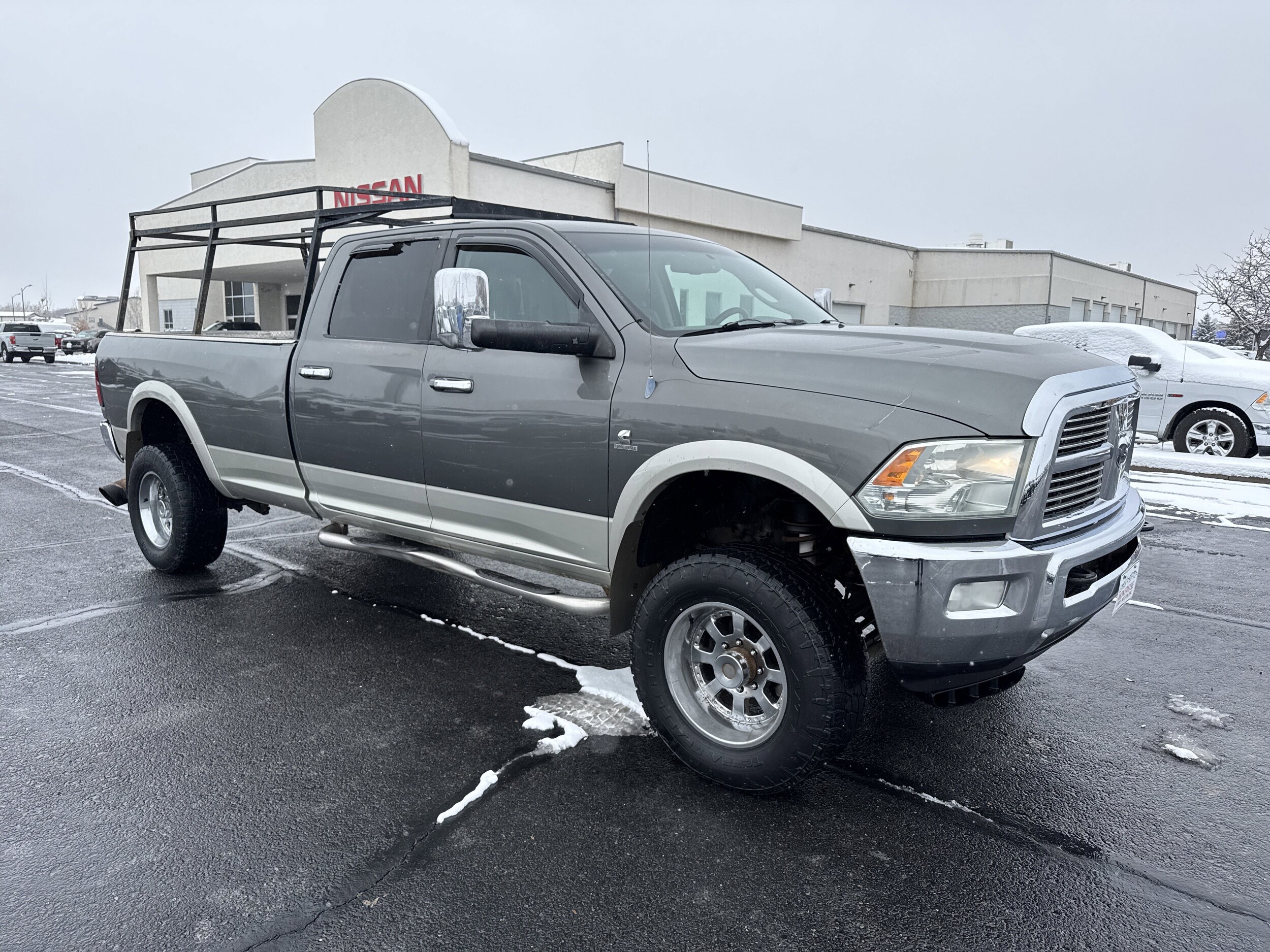 2011 Ram 2500 Laramie photo 4